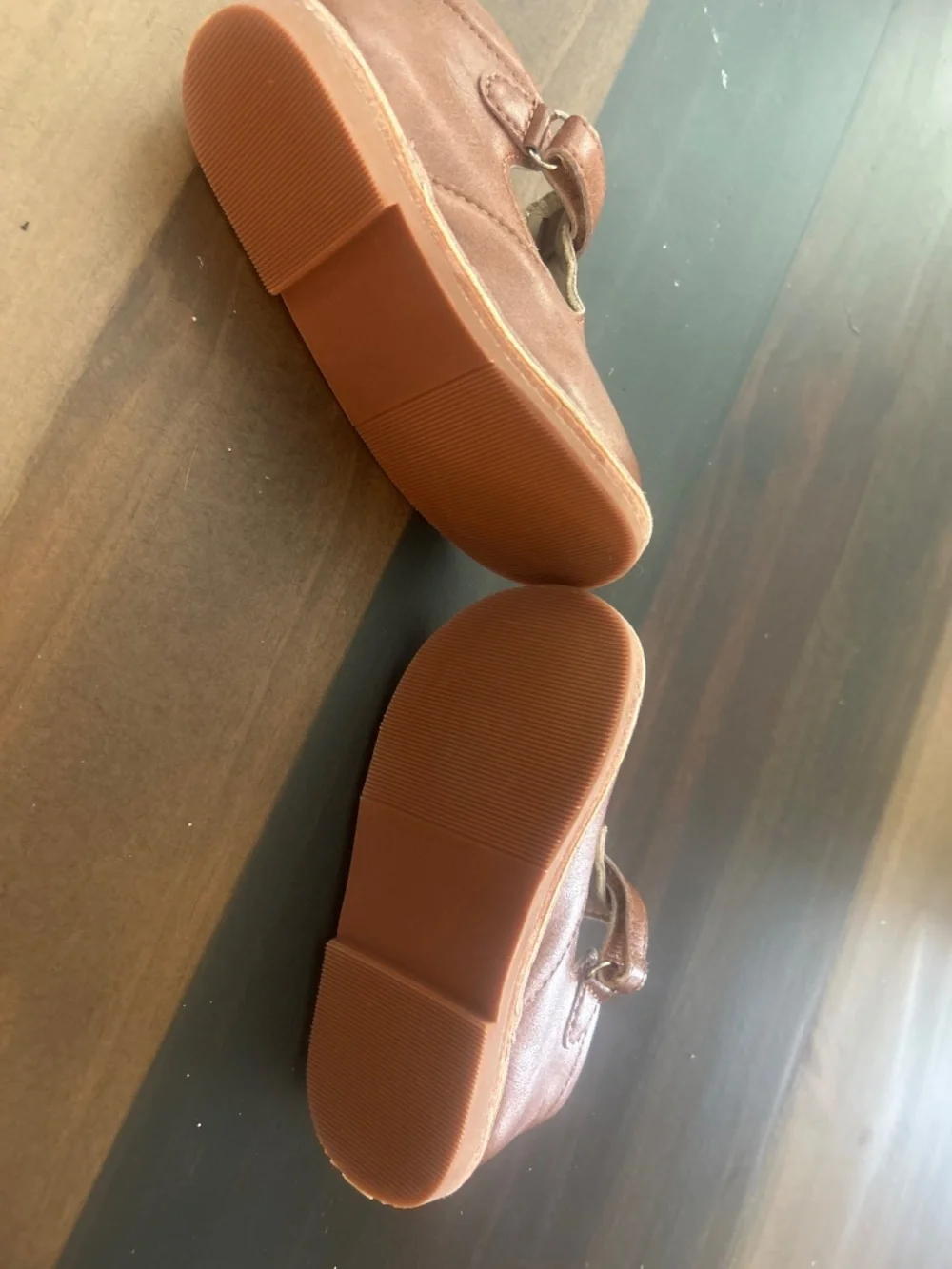 Brown toddler sandals